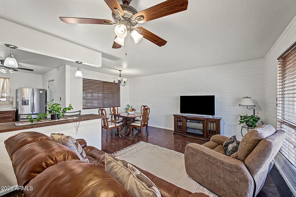 12019 N 107TH Avenue, Sun City, AZ 85351 — photo 4