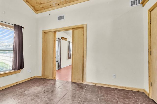 5950 County Road 331, Plantersville, TX 77363