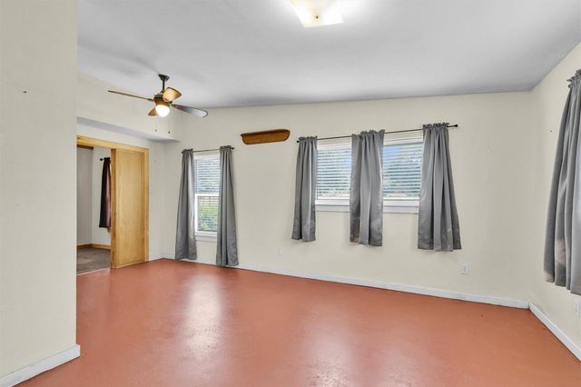 5950 County Road 331, Plantersville, TX 77363