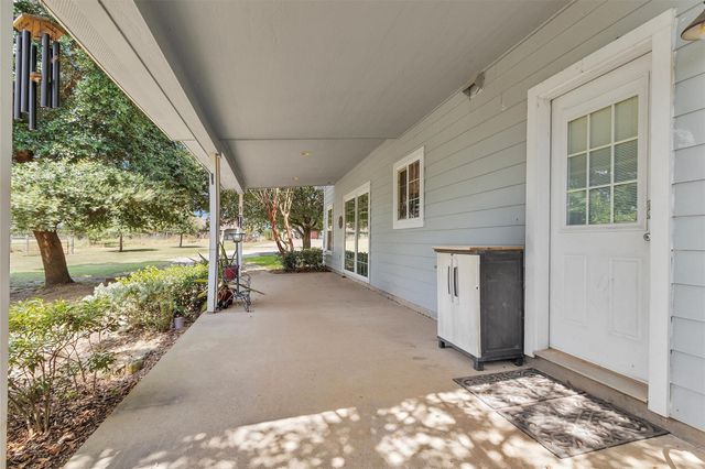5950 County Road 331, Plantersville, TX 77363