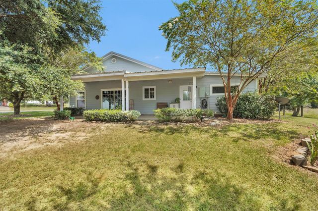 5950 County Road 331, Plantersville, TX 77363