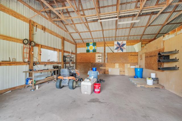 5950 County Road 331, Plantersville, TX 77363