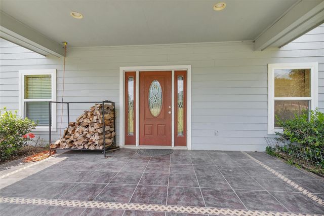 5950 County Road 331, Plantersville, TX 77363