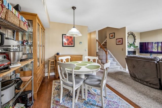 92 Ashley Ct, Bedminster Twp., NJ 07921