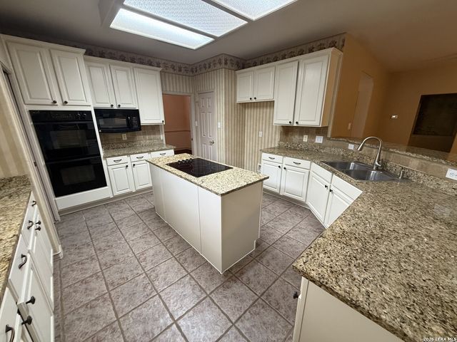 18123 BROOKWOOD FRST, San Antonio, TX 78258
