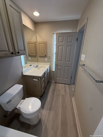 18123 BROOKWOOD FRST, San Antonio, TX 78258