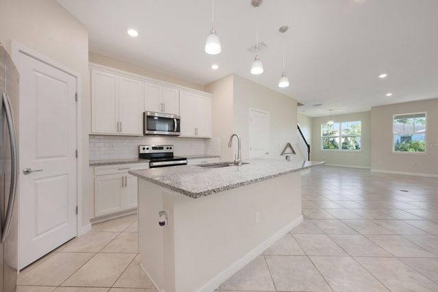 5626 WOODEN PINE DRIVE, Orlando, FL 32829