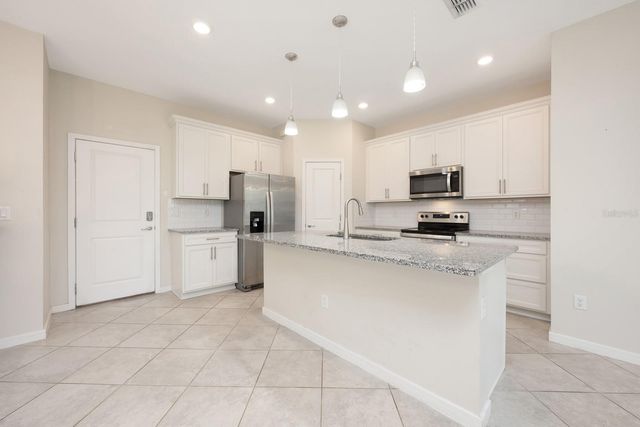 5626 WOODEN PINE DRIVE, Orlando, FL 32829