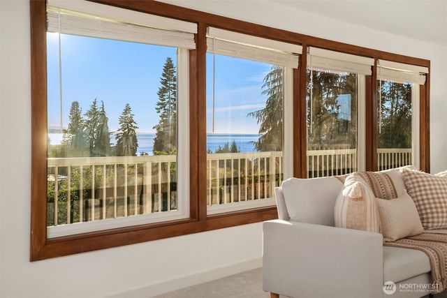 8308 Frederick Place, Edmonds, WA 98026
