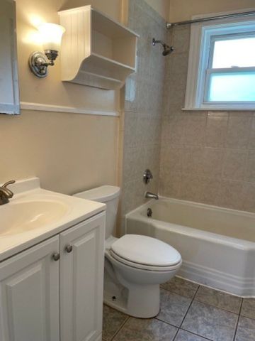 14 Tappan 1, Attleboro, MA 02703