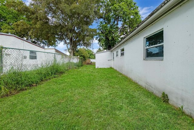 2569 NW 61st Avenue, Margate, FL 33063