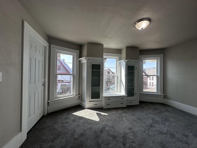 1221 24th STREET, Milwaukee, WI 53205