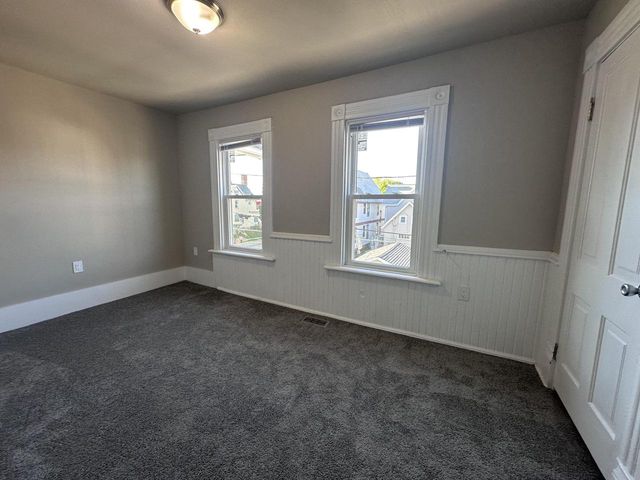 1221 24th STREET, Milwaukee, WI 53205