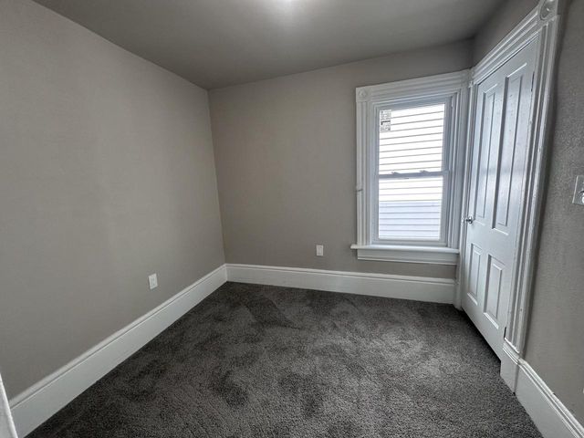 1221 24th STREET, Milwaukee, WI 53205
