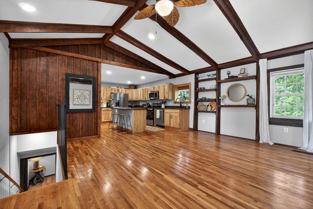 9388 Harrison Ferry Road, Mcminnville, TN 37110