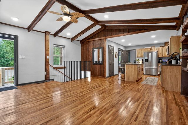 9388 Harrison Ferry Road, Mcminnville, TN 37110