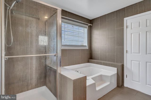 89 GOTLAND CIR, Martinsburg, WV 25405