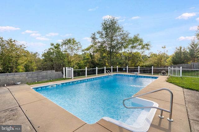 89 GOTLAND CIR, Martinsburg, WV 25405