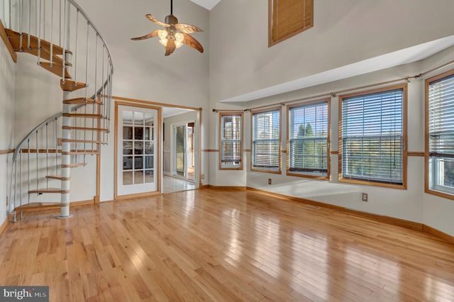 89 GOTLAND CIR, Martinsburg, WV 25405