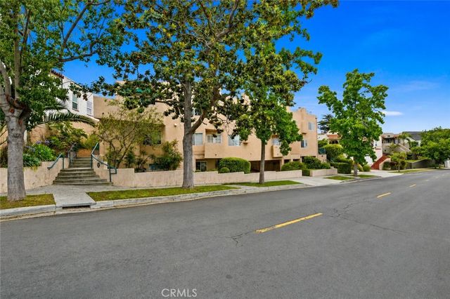 1158 W 11th Street J, San Pedro, CA 90731