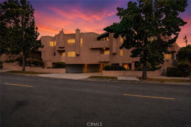 1158 W 11th Street J, San Pedro, CA 90731