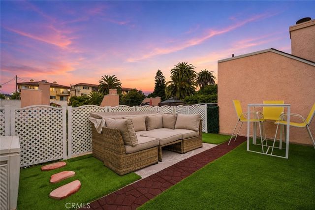 1158 W 11th Street J, San Pedro, CA 90731