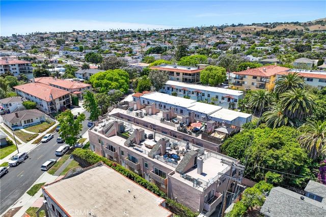 1158 W 11th Street J, San Pedro, CA 90731