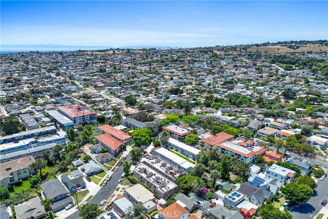 1158 W 11th Street J, San Pedro, CA 90731