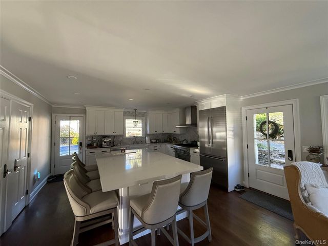 105 Myrtle Avenue, Port Jefferson, NY 11777