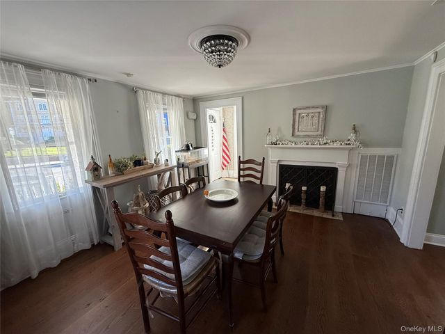 105 Myrtle Avenue, Port Jefferson, NY 11777