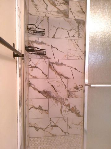 2011 AUSTRALIA WAY W 36, Clearwater, FL 33763