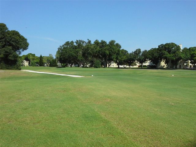 2011 AUSTRALIA WAY W 36, Clearwater, FL 33763