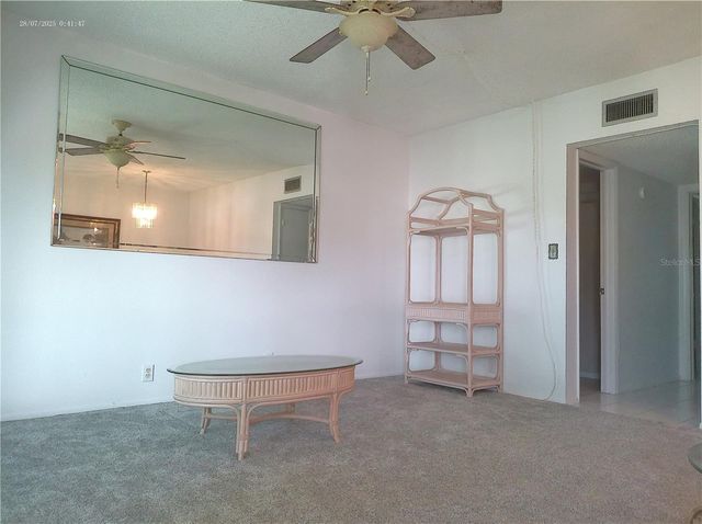 2011 AUSTRALIA WAY W 36, Clearwater, FL 33763