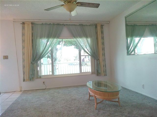 2011 AUSTRALIA WAY W 36, Clearwater, FL 33763