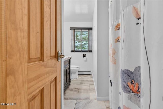 26 Valdepenas Lane, Clifton Park, NY 12065