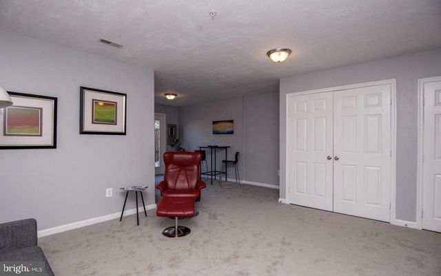 8800 COMMUNITY SQUARE LN, Upper Marlboro, MD 20772