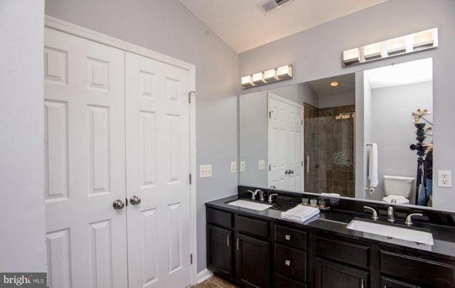 8800 COMMUNITY SQUARE LN, Upper Marlboro, MD 20772