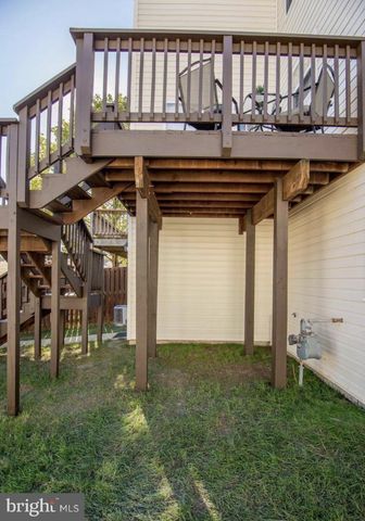 8800 COMMUNITY SQUARE LN, Upper Marlboro, MD 20772