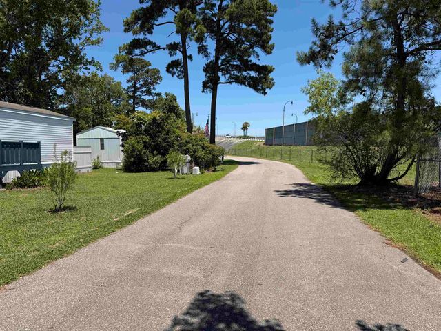 1003 Baron Ln., North Myrtle Beach, SC 29582