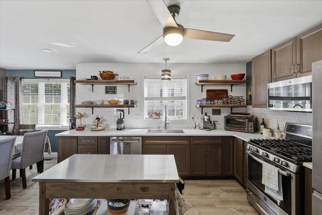 161 Forest Hill Way Unit 43, Manchester, NH 03109