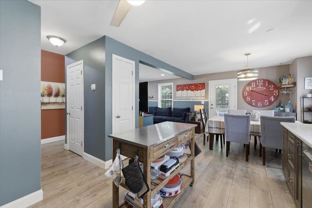 161 Forest Hill Way Unit 43, Manchester, NH 03109