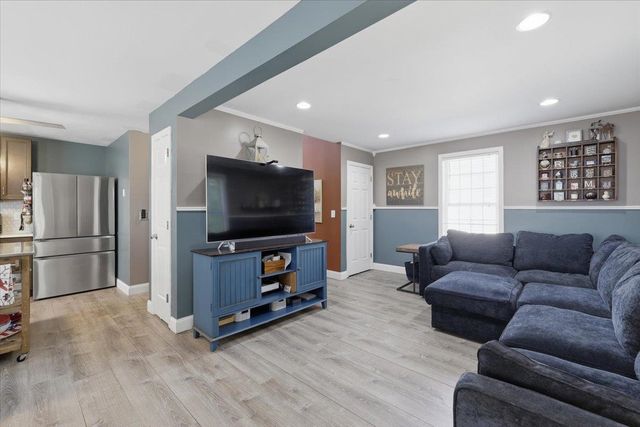 161 Forest Hill Way Unit 43, Manchester, NH 03109