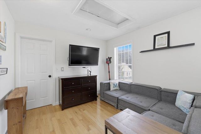 161 Forest Hill Way Unit 43, Manchester, NH 03109