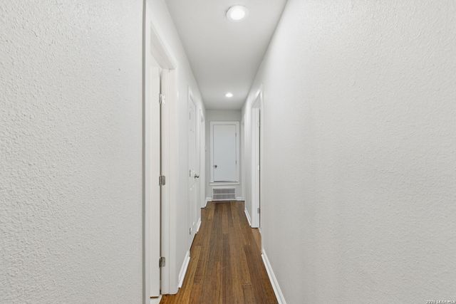 100 Lorenz Rd Apt 802, San Antonio, TX 78209