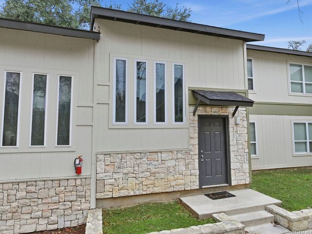 100 Lorenz Rd Apt 802, San Antonio, TX 78209