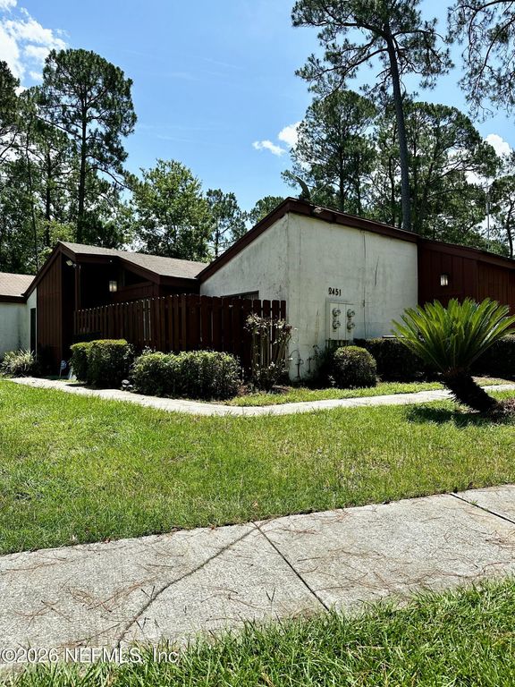 2451 WHISPERING WOODS Boulevard 3, Jacksonville, FL 32246