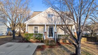 204 Mccarthy Drive, Clayton, NC 27527