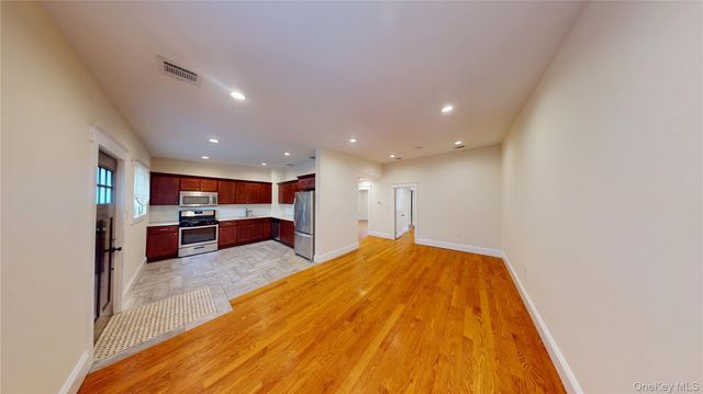 5 Wayne Avenue, Suffern, NY 10901