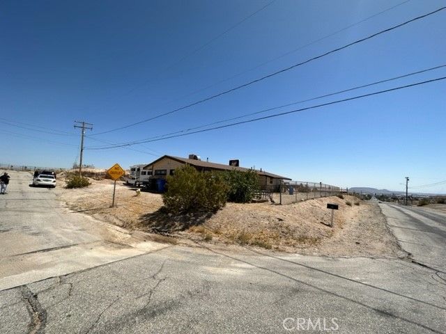 451 Armory Road, Barstow, CA 92311