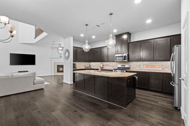 1416 Huntsman Ridge Lane, Arlington, TX 76005